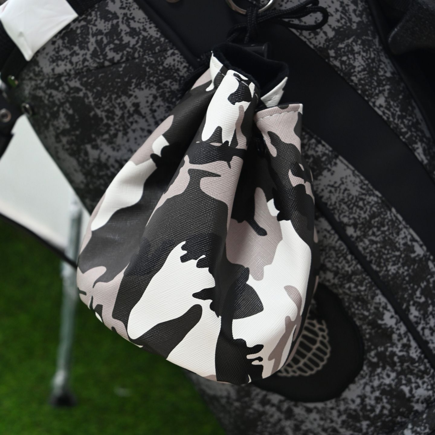 Pochette pour tee de golf, poc - Golf Equipment Drawing avis et prix